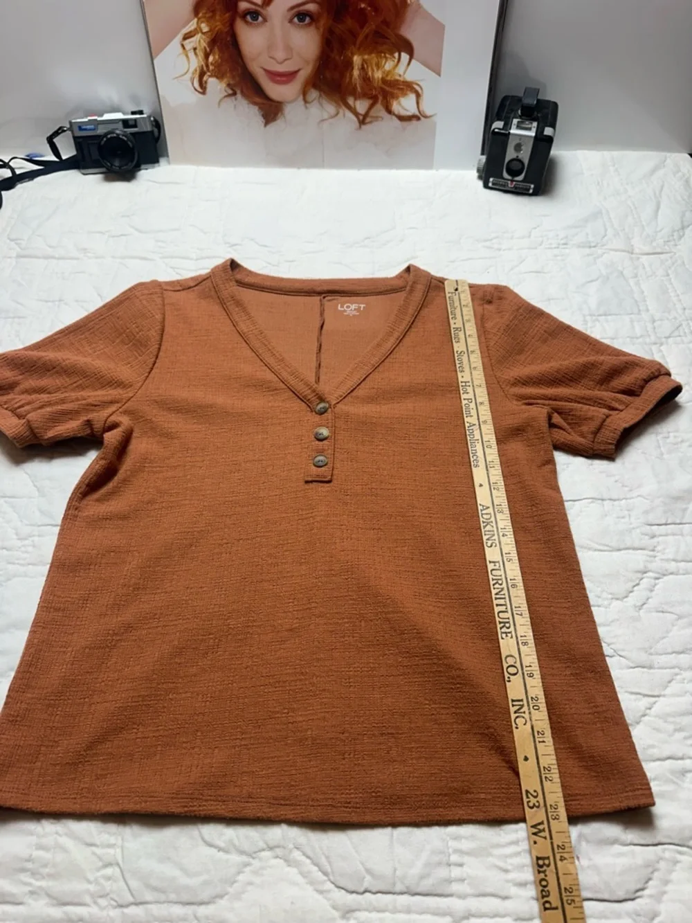LOFT Rust Brown Textured Knit Henley Top Short Sleeve V Neck Medium - Picture 4 of 10